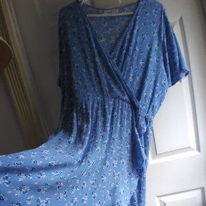 NORTHSTYLE Size L 100% Rayon dress New w/Tag $70 blue floral India